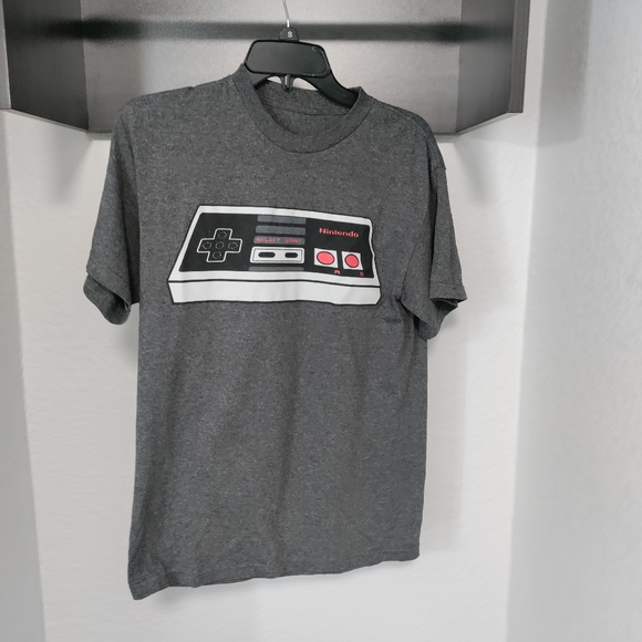 Nintendo Game Controller Gray T Shirt Size M - Picture 5 of 8